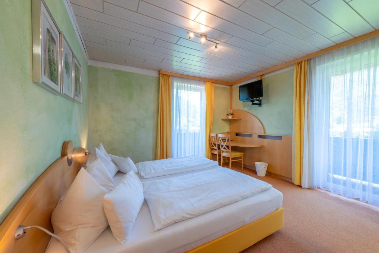 Fruehstueckspension Haus Ahamer Ebensee Eksteriør billede